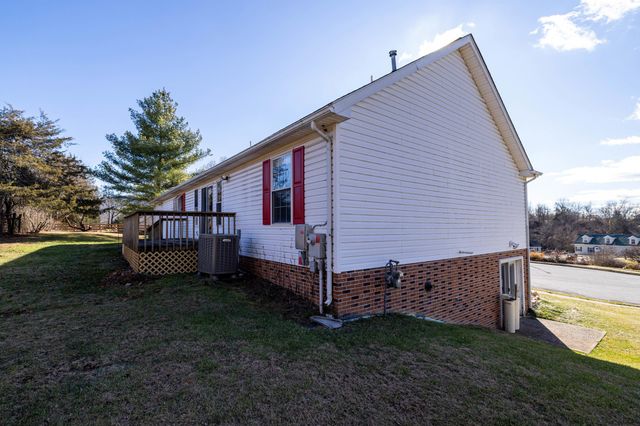 134 DILLON CT, New Market, VA 22844