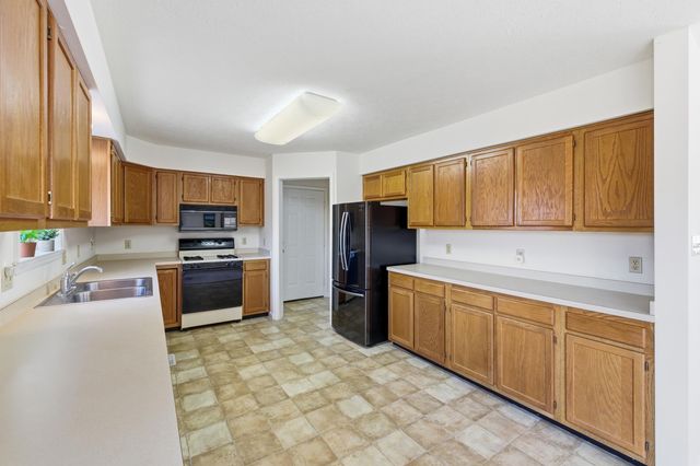 134 DILLON CT, New Market, VA 22844