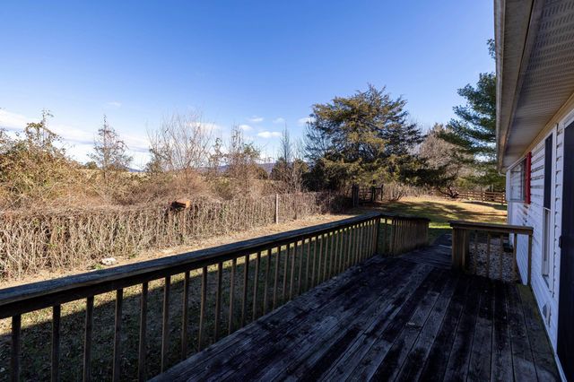 134 DILLON CT, New Market, VA 22844