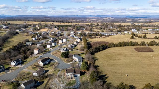 134 DILLON CT, New Market, VA 22844