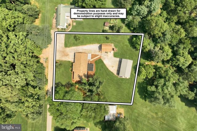 155 4TH ST, Mount Wolf, PA 17347