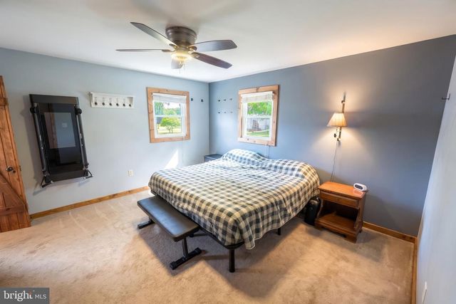 155 4TH ST, Mount Wolf, PA 17347