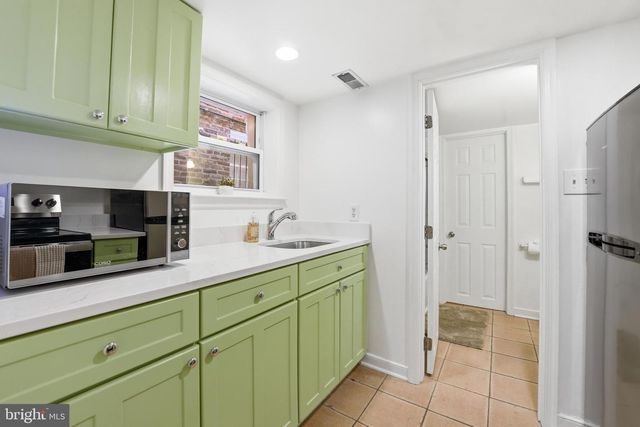 3313 Q ST NW, Washington, DC 20007