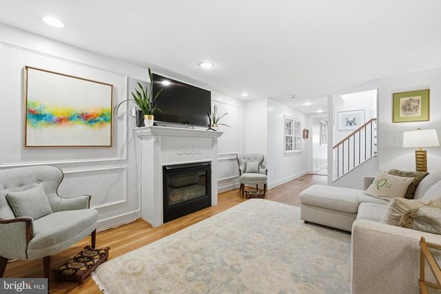 3313 Q ST NW, Washington, DC 20007
