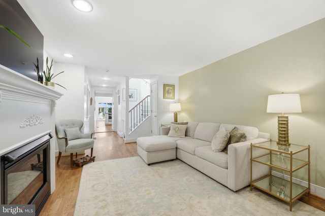 3313 Q ST NW, Washington, DC 20007