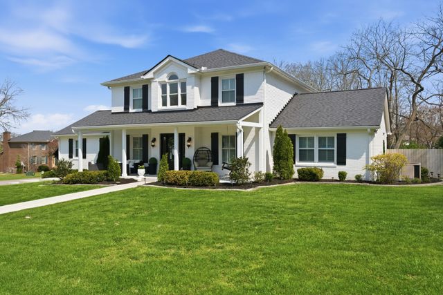 8344 Carriage Hills Dr, Brentwood, TN 37027