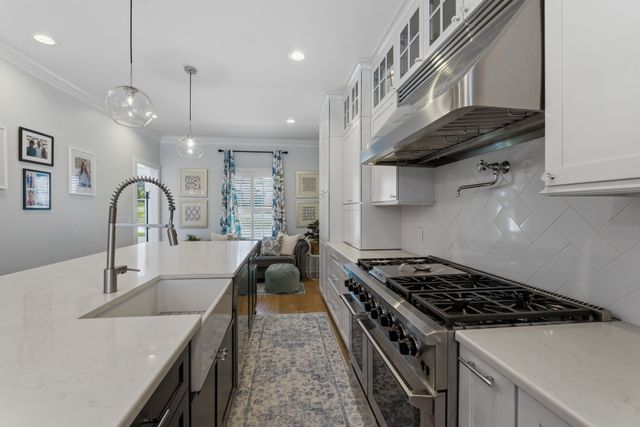 8344 Carriage Hills Dr, Brentwood, TN 37027