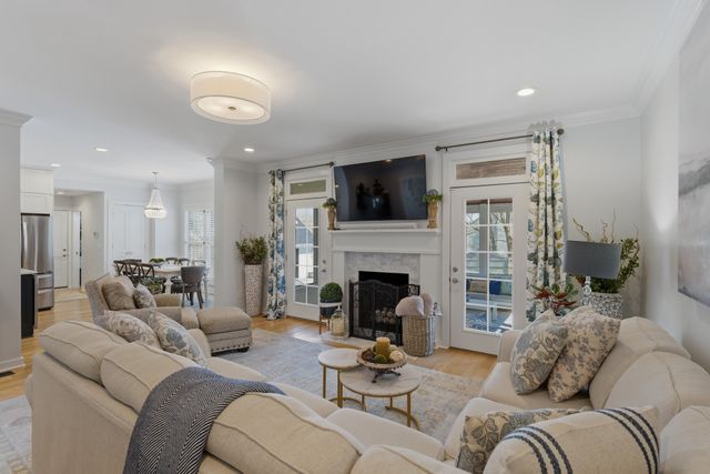 8344 Carriage Hills Dr, Brentwood, TN 37027