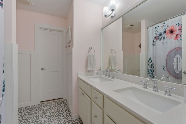 8344 Carriage Hills Dr, Brentwood, TN 37027