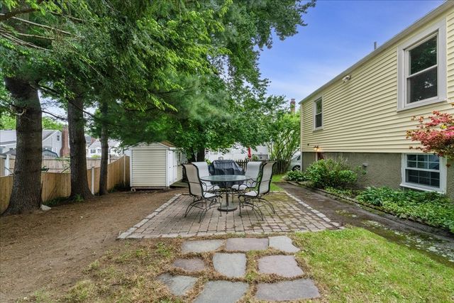 93 Prescott St, Medford, MA 02155