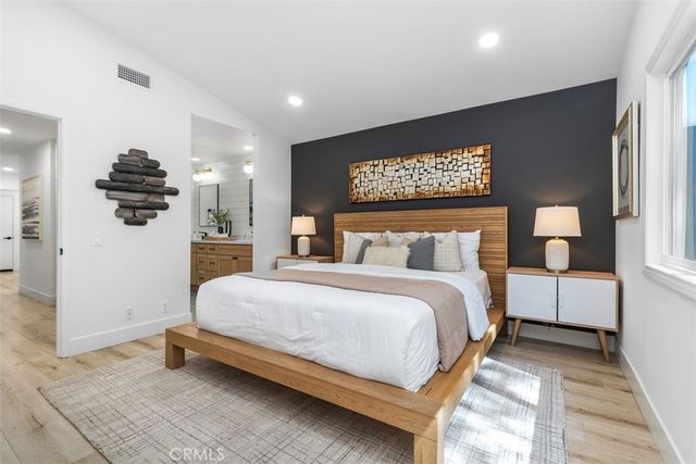 22322 Silent Brook, Lake Forest, CA 92630