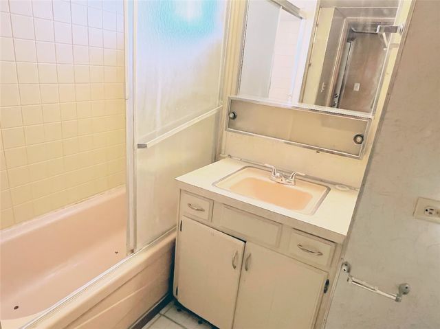 773 Riverview Drive, Bullhead City, AZ 86442