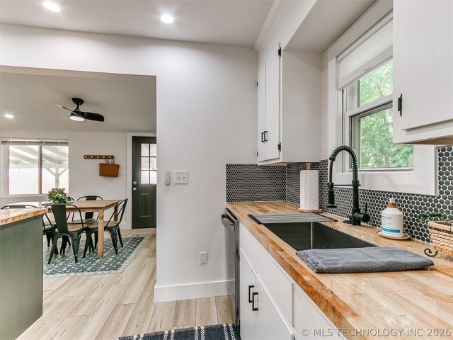 205 S Sandusky Avenue, Tulsa, OK 74112