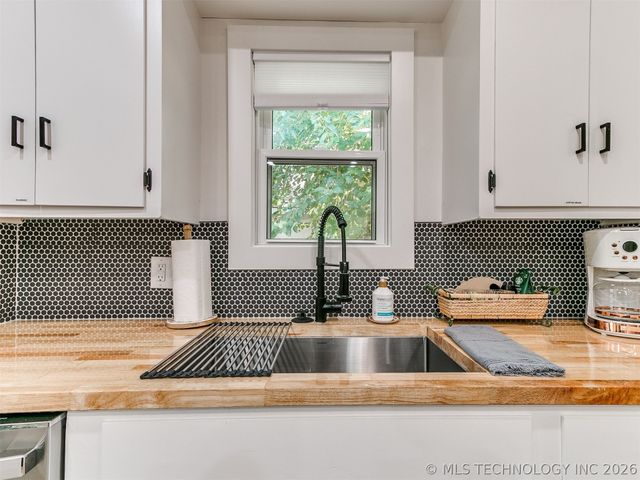 205 S Sandusky Avenue, Tulsa, OK 74112