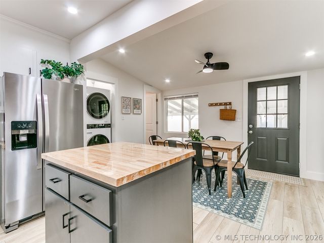 205 S Sandusky Avenue, Tulsa, OK 74112