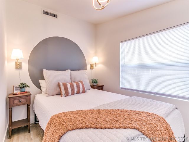 205 S Sandusky Avenue, Tulsa, OK 74112