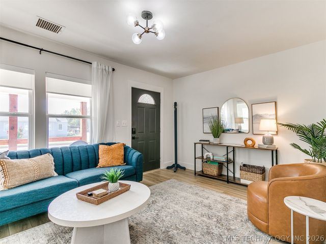 205 S Sandusky Avenue, Tulsa, OK 74112