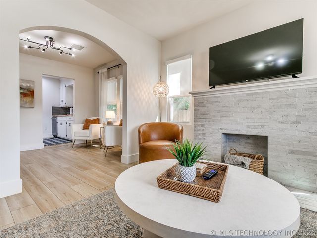 205 S Sandusky Avenue, Tulsa, OK 74112