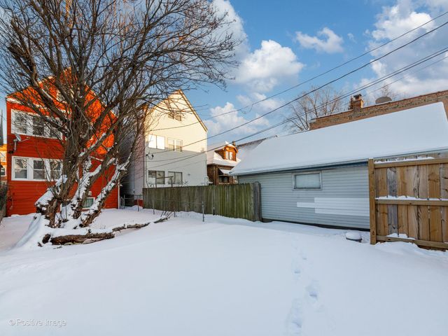 3348 N Albany Avenue, Chicago, IL 60618