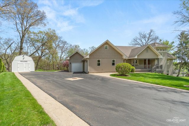 37 Park Drive, Yorkville, IL 60560