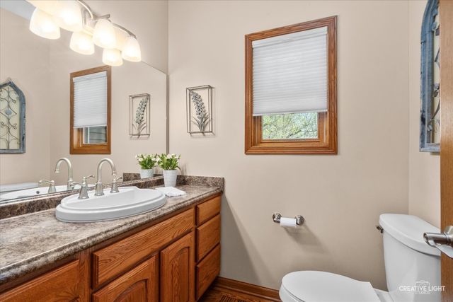 37 Park Drive, Yorkville, IL 60560