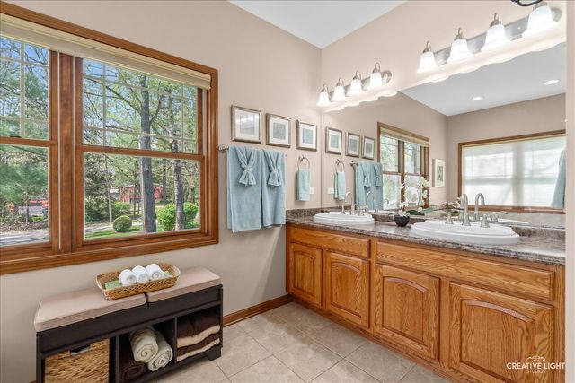 37 Park Drive, Yorkville, IL 60560