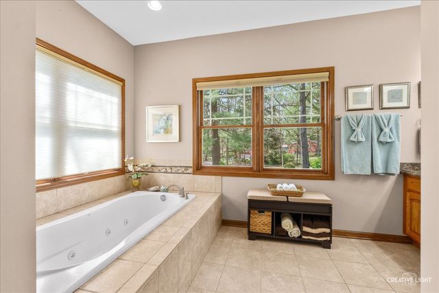 37 Park Drive, Yorkville, IL 60560
