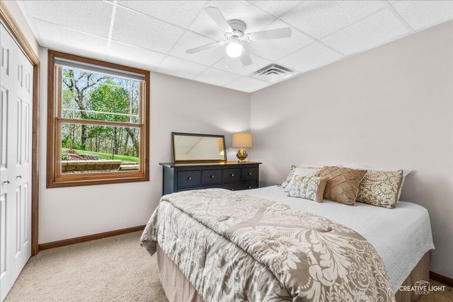 37 Park Drive, Yorkville, IL 60560