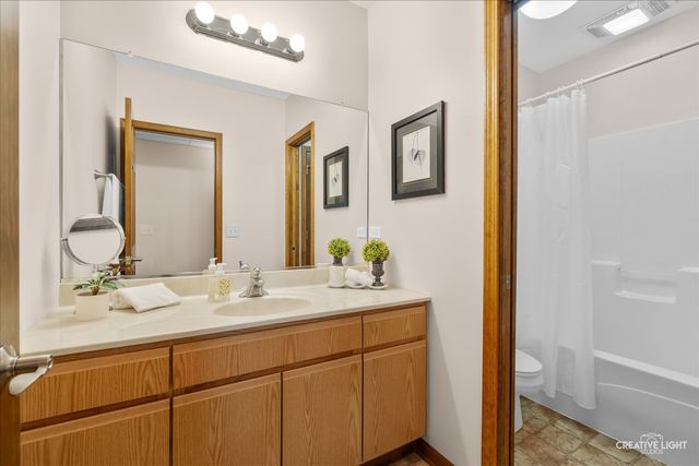 37 Park Drive, Yorkville, IL 60560