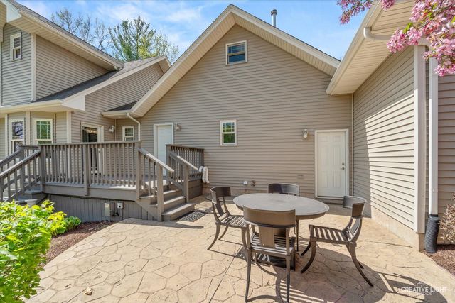 37 Park Drive, Yorkville, IL 60560