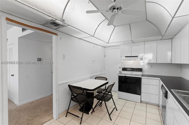 5001 Collins Ave 4G, Miami Beach, FL 33140
