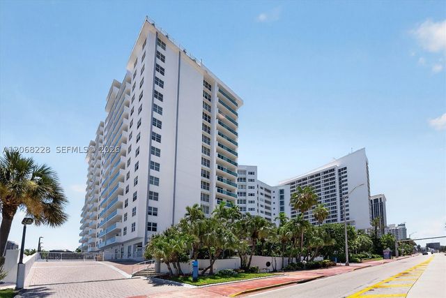5001 Collins Ave 4G, Miami Beach, FL 33140
