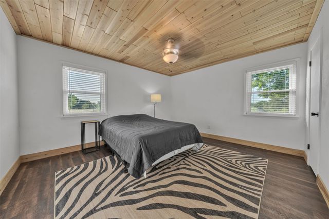 4080 Pleasant Valley Road, Mineral Wells, TX 76067