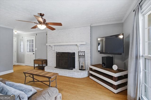 206 Chateau Drive, Fayetteville, GA 30214