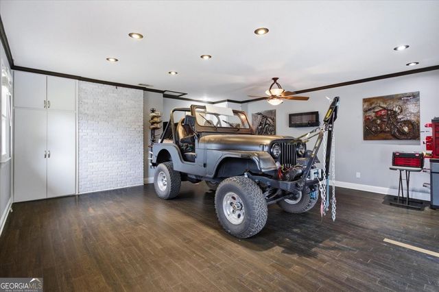 206 Chateau Drive, Fayetteville, GA 30214