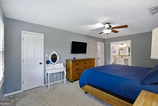 206 Chateau Drive, Fayetteville, GA 30214