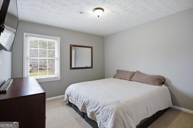 206 Chateau Drive, Fayetteville, GA 30214