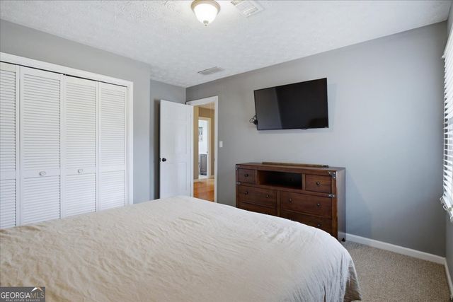 206 Chateau Drive, Fayetteville, GA 30214