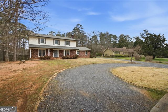 206 Chateau Drive, Fayetteville, GA 30214