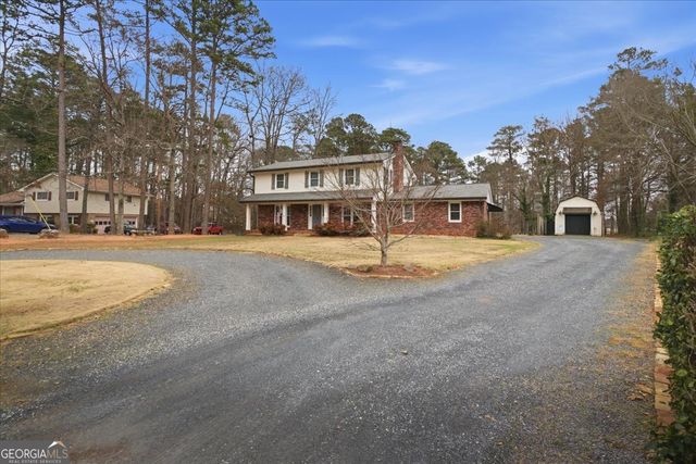 206 Chateau Drive, Fayetteville, GA 30214