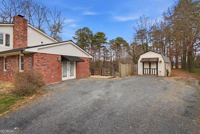 206 Chateau Drive, Fayetteville, GA 30214