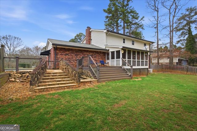 206 Chateau Drive, Fayetteville, GA 30214