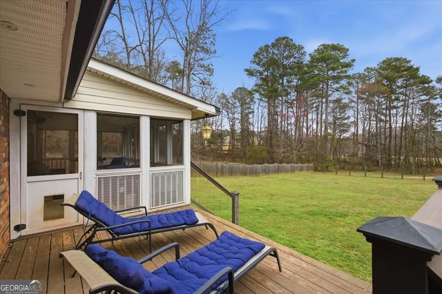 206 Chateau Drive, Fayetteville, GA 30214