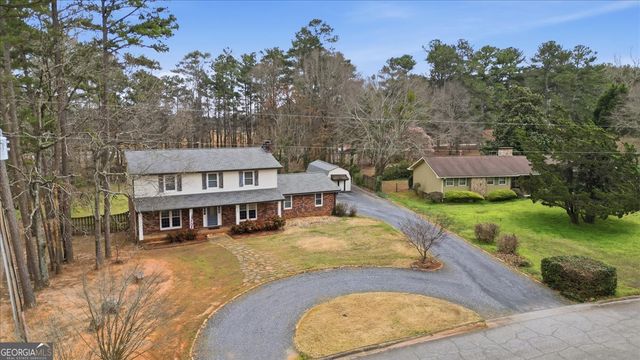 206 Chateau Drive, Fayetteville, GA 30214