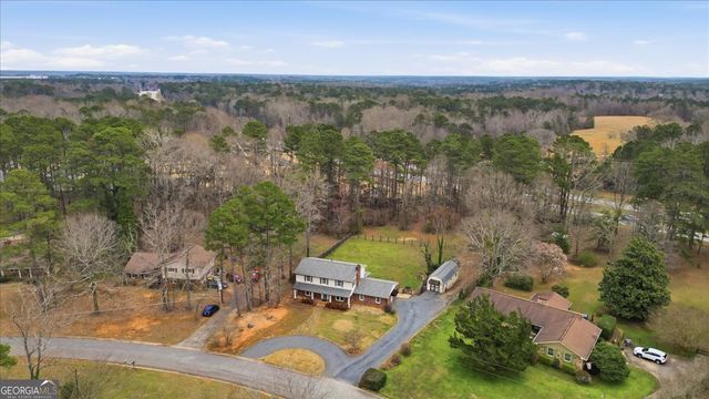 206 Chateau Drive, Fayetteville, GA 30214