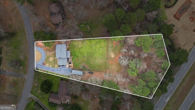 206 Chateau Drive, Fayetteville, GA 30214