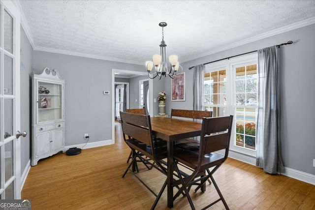 206 Chateau Drive, Fayetteville, GA 30214