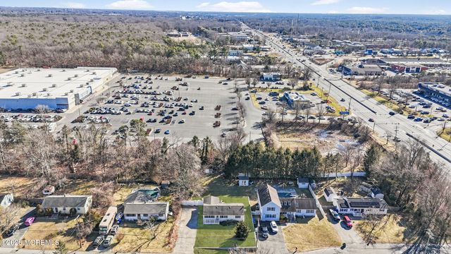 12 Michele Drive, Toms River, NJ 08755