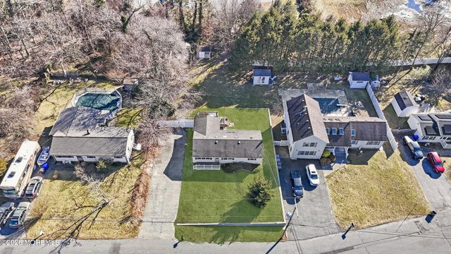 12 Michele Drive, Toms River, NJ 08755