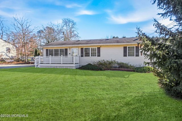 12 Michele Drive, Toms River, NJ 08755